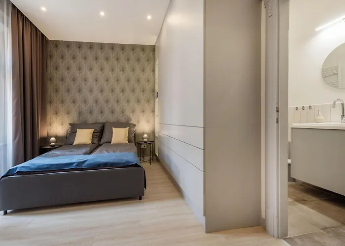 Lägenhet Elegant Two-bedroom In The Centre