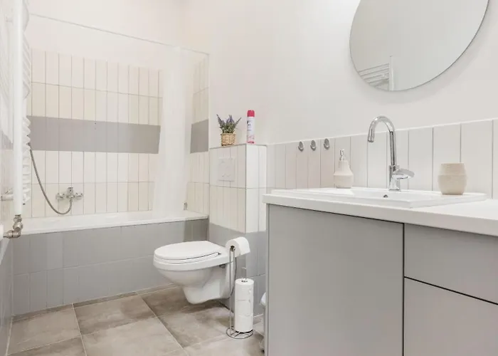 Elegant Two-bedroom In The Centre * Budapest