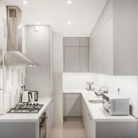 Elegant Two-bedroom In The Centre Daire