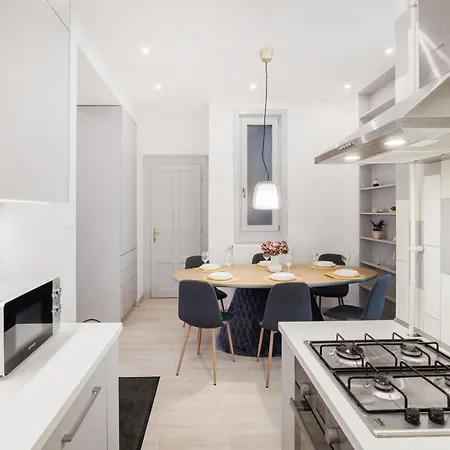 Elegant Two-bedroom In The Centre * Budapeşte