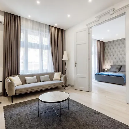 Elegant Two-bedroom In The Centre Daire Budapeşte