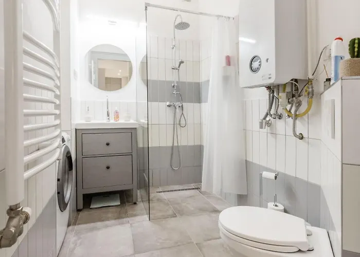 Elegant Two-bedroom In The Centre Lejlighed *